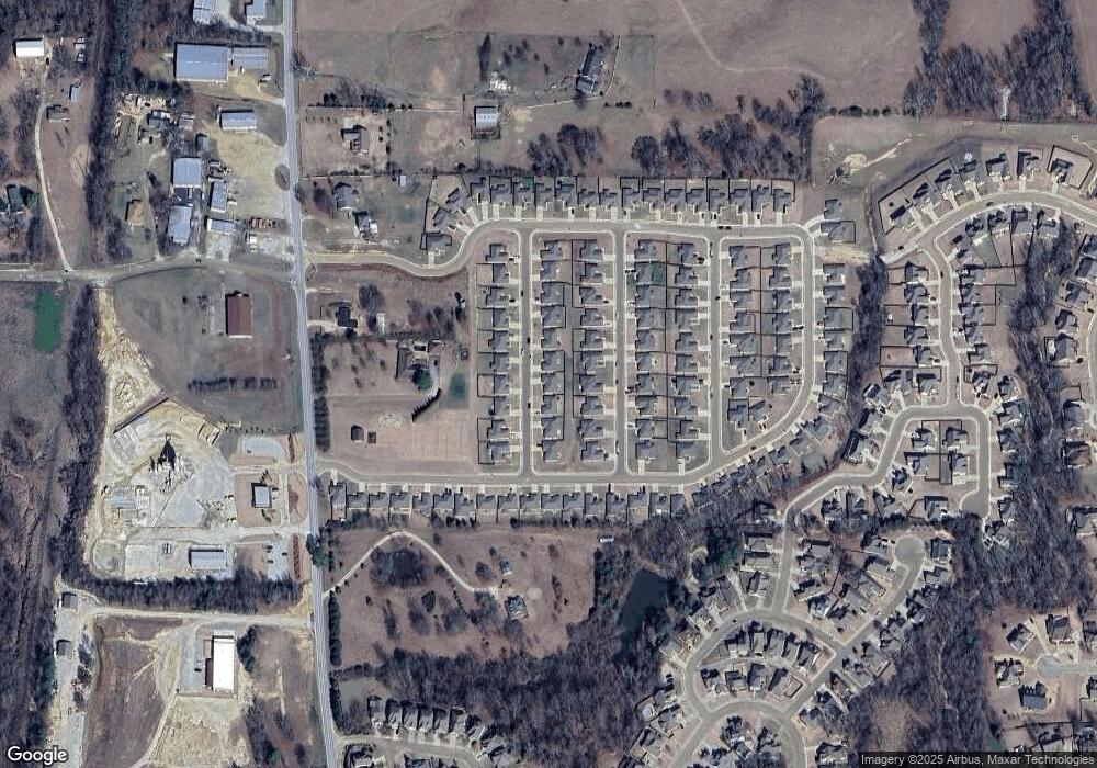 2006 Sweetbriar Dr, Oxford, MI 38655 - photo 1