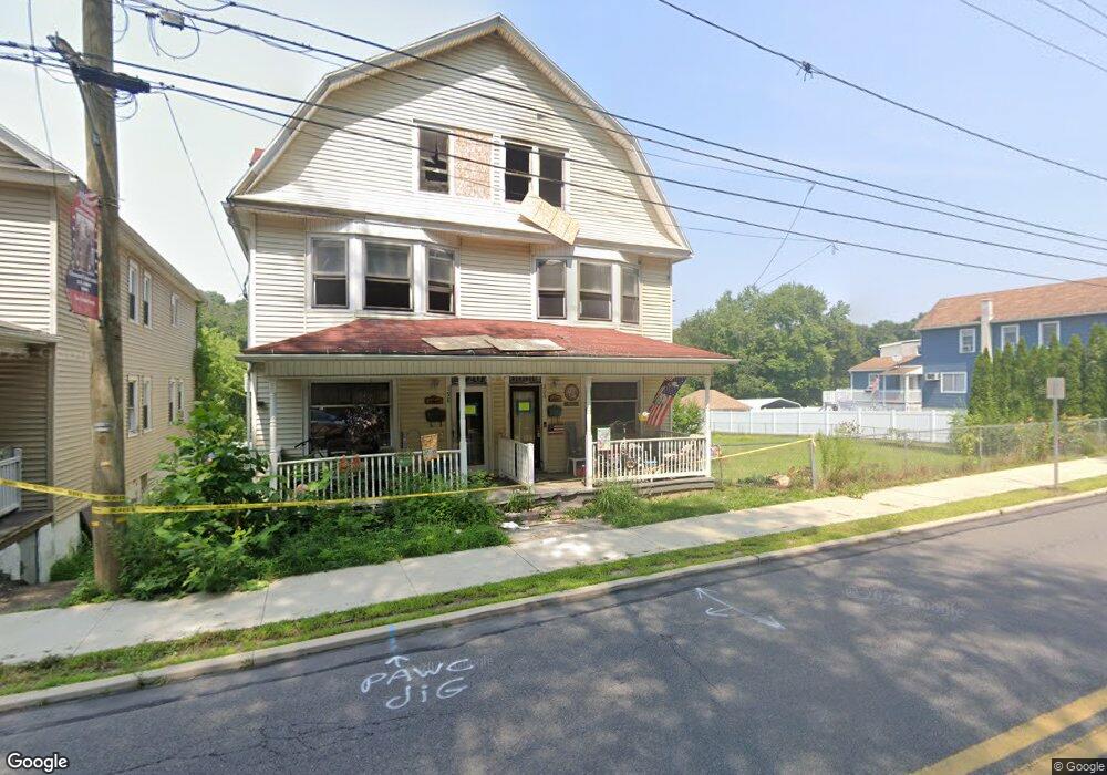 198 E Main St, Glen Lyon, PA 18617 - photo 1