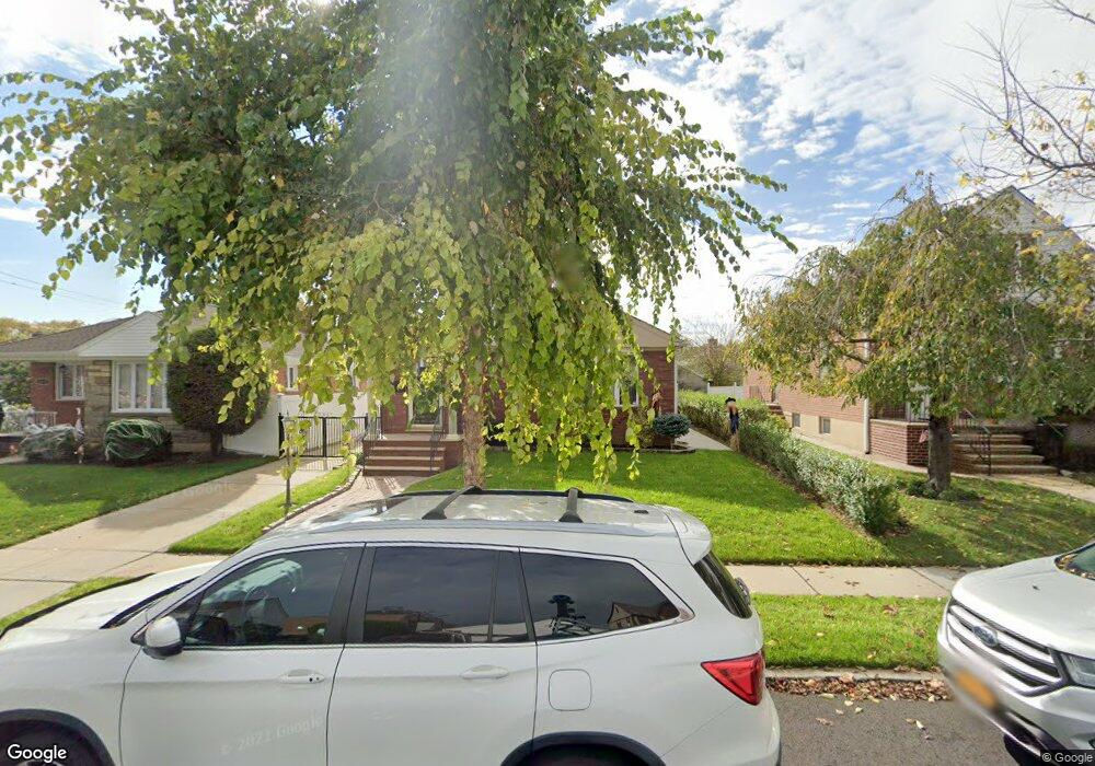 163-66 25th Dr, Flushing, NY 11358 - photo 1