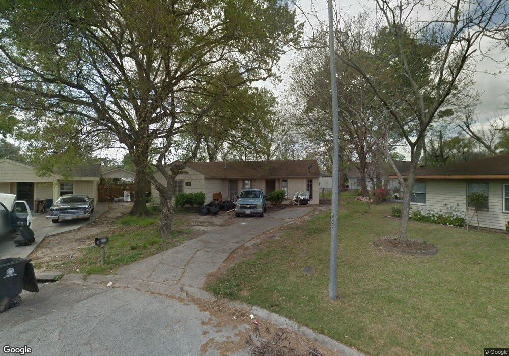 2912 Fleetwood St, Houston, TX 77093 - photo 1