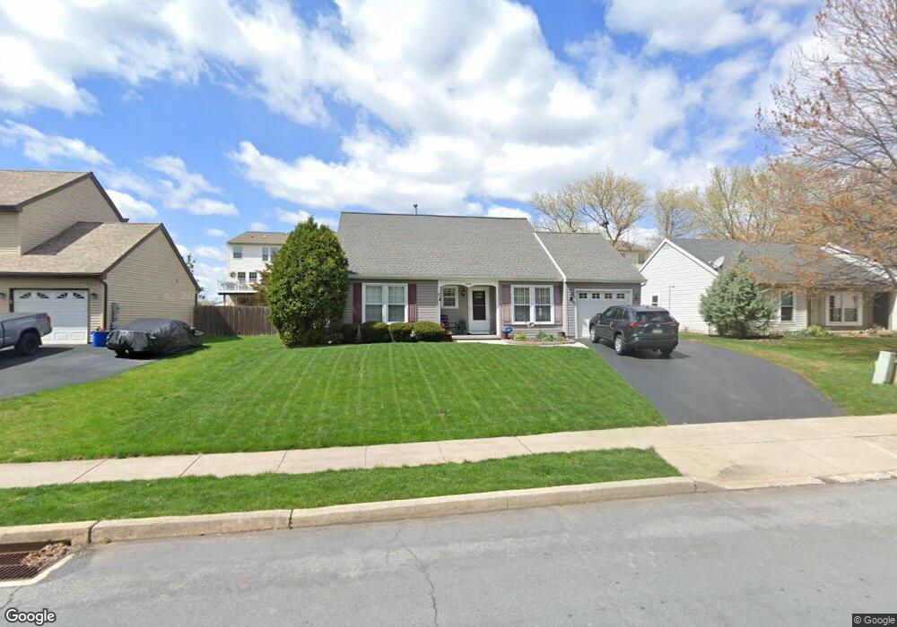 988 Rill Rd, Reading, PA 19606 - photo 1