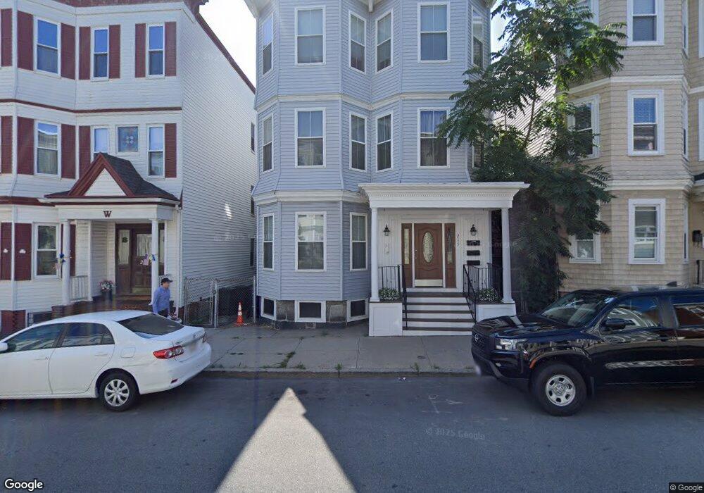 215 L St unit 2, Boston, MA 02127 - photo 1