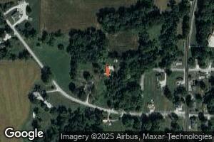 306 W Shipping St, Edwardsport, IN 47528