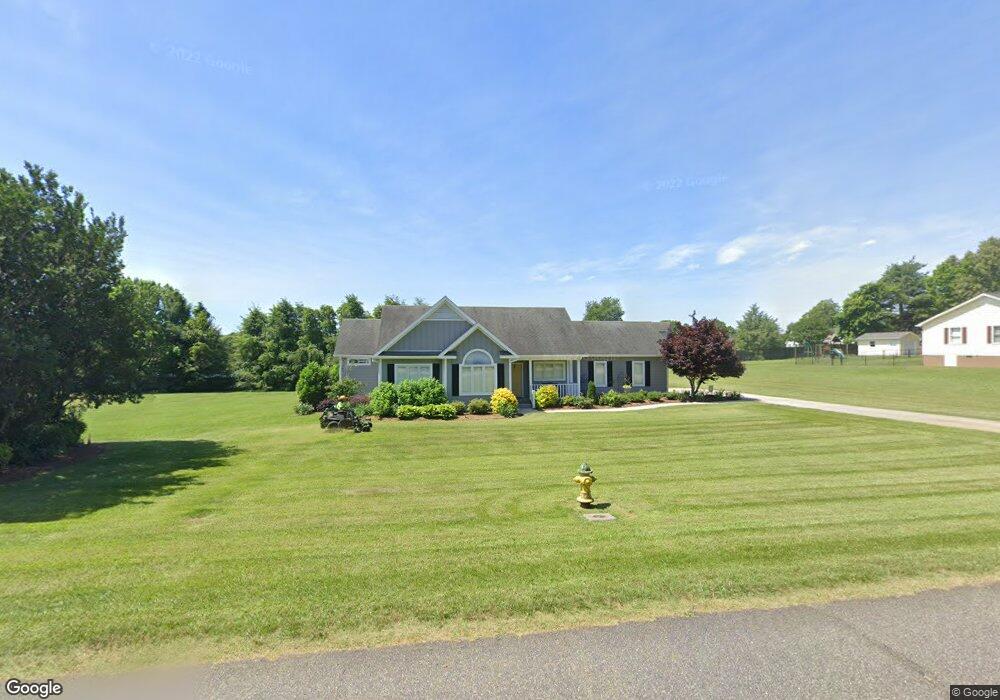 2928 Eastway Dr, Statesville, NC 28625 - photo 1