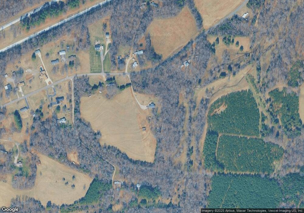 536 River Hill Rd, Statesville, NC 28625 - photo 1