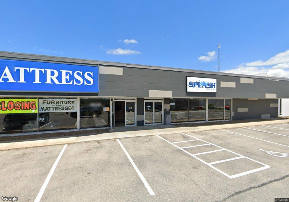 5454 Center Point Rd NE unit A, Cedar Rapids, IA 52402 - photo 1