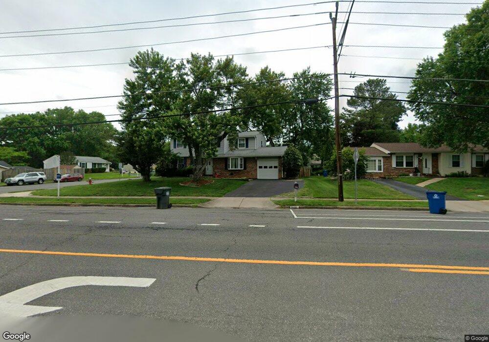 9152 Burke Rd, Burke, VA 22015 - photo 1