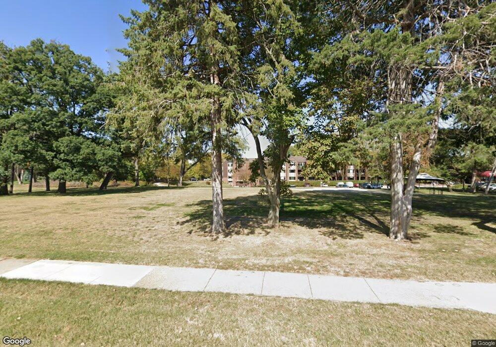 1015 Ashworth Rd, West Des Moines, IA 50265 - photo 1