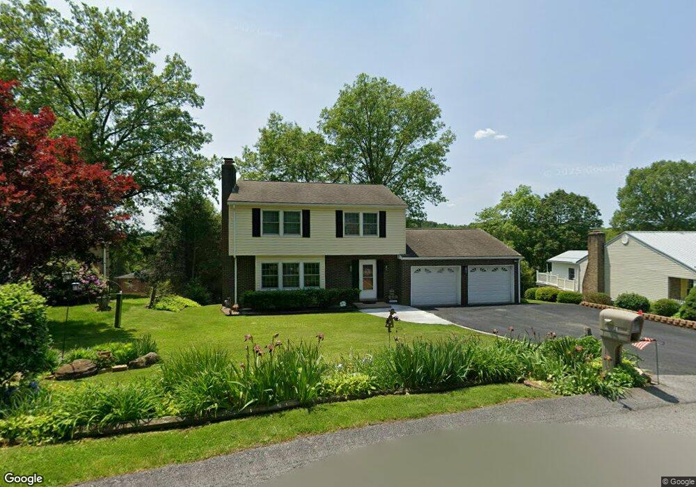 28 Windsor St, Indiana, PA 15701 - photo 1