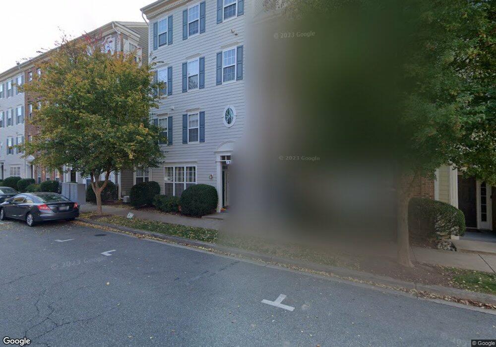 174 Chevy Chase St, Gaithersburg, MD 20878 - photo 1