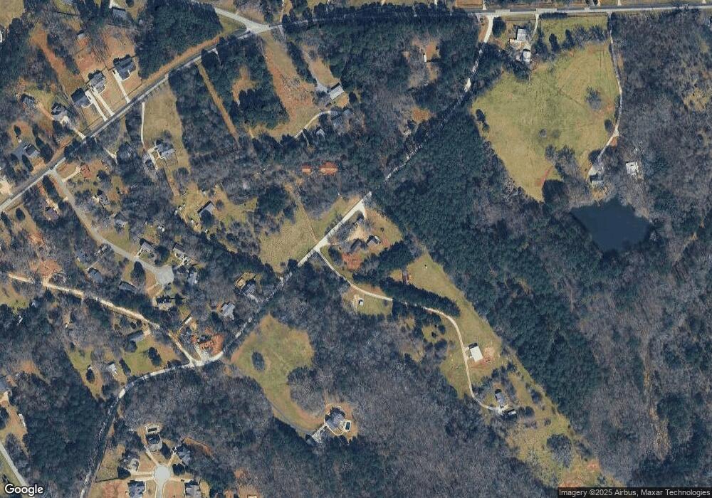 231 Hogans Mill Rd, Jefferson, GA 30549 - photo 1