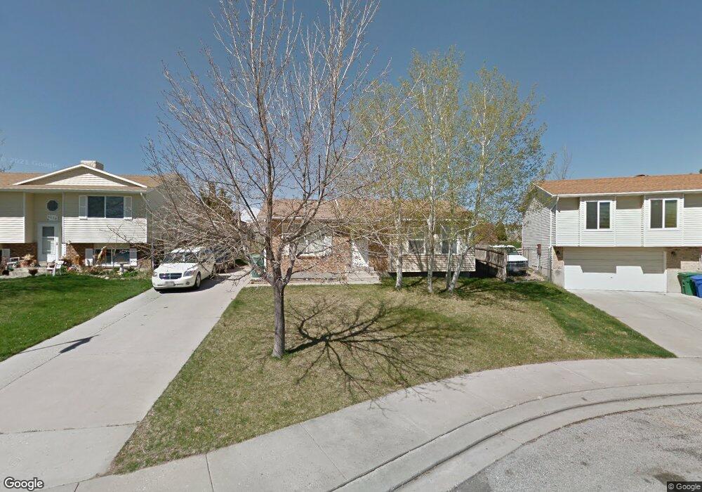 6642 S Golden Gate Cir, West Jordan, UT 84081 - photo 1