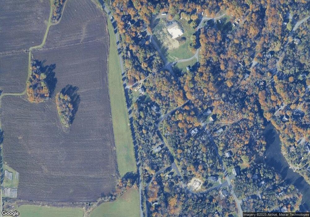 89 Dame van Winkle Cir, Coxsackie, NY 12051 - photo 1