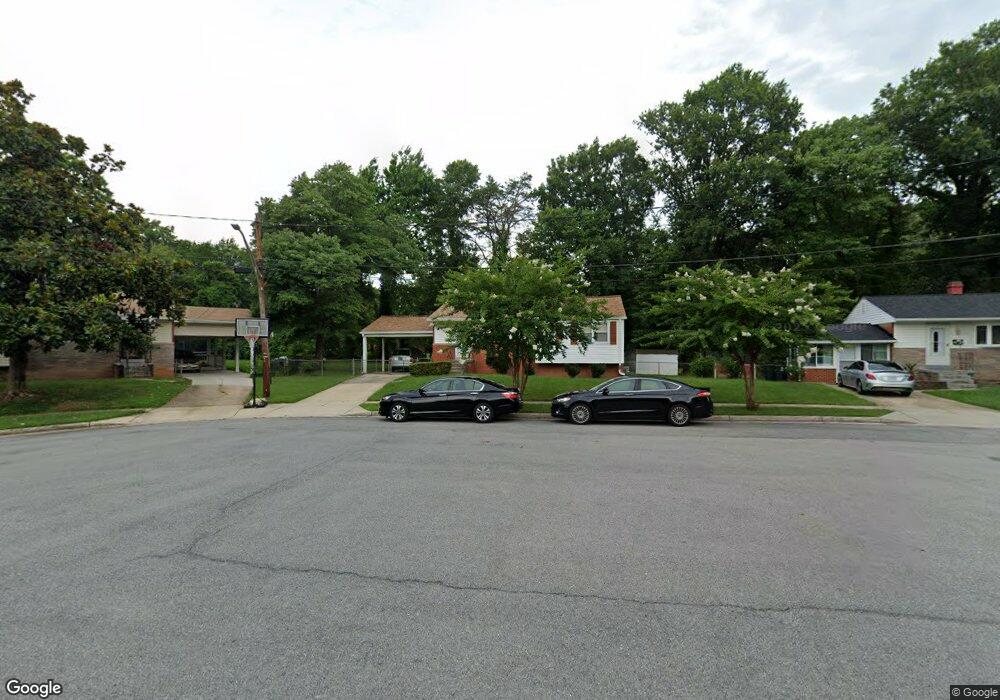 6010 Magnolia Ct, Lanham, MD 20706 - photo 1