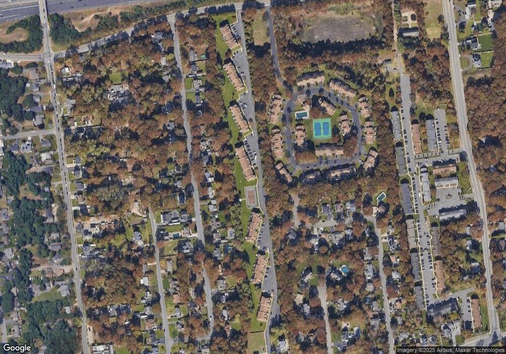 39 Gazebo Ln, Holtsville, NY 11742 - photo 1