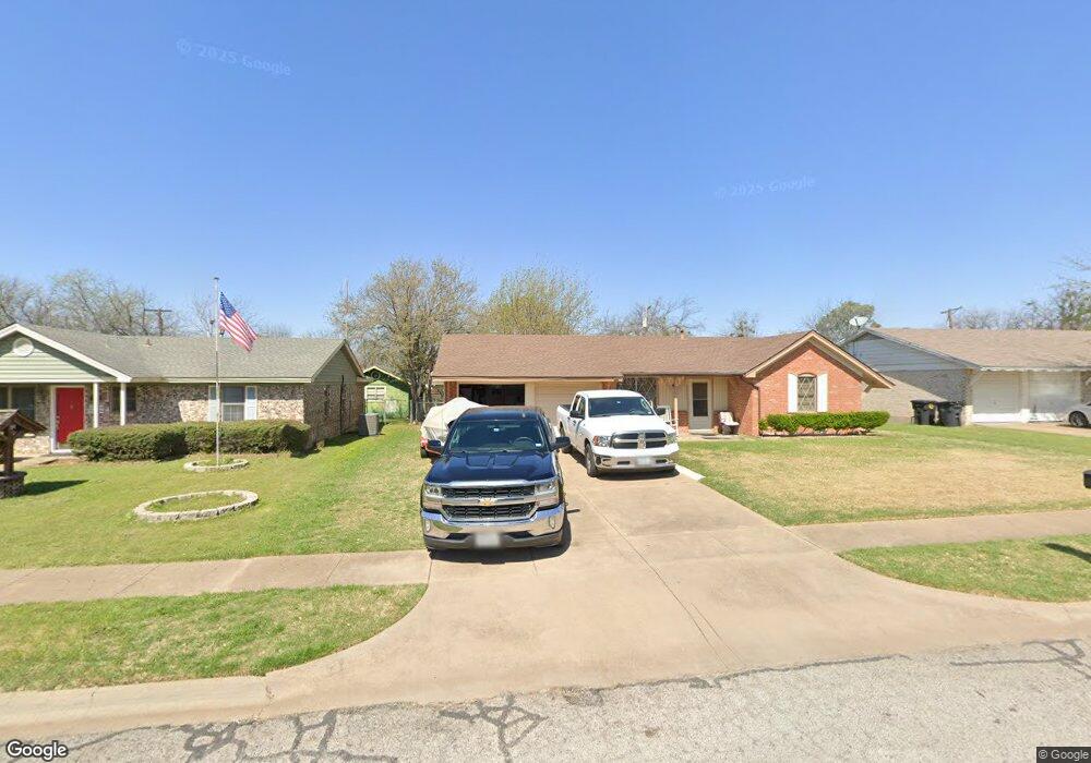 1412 Phillips St, Cleburne, TX 76033 - photo 1