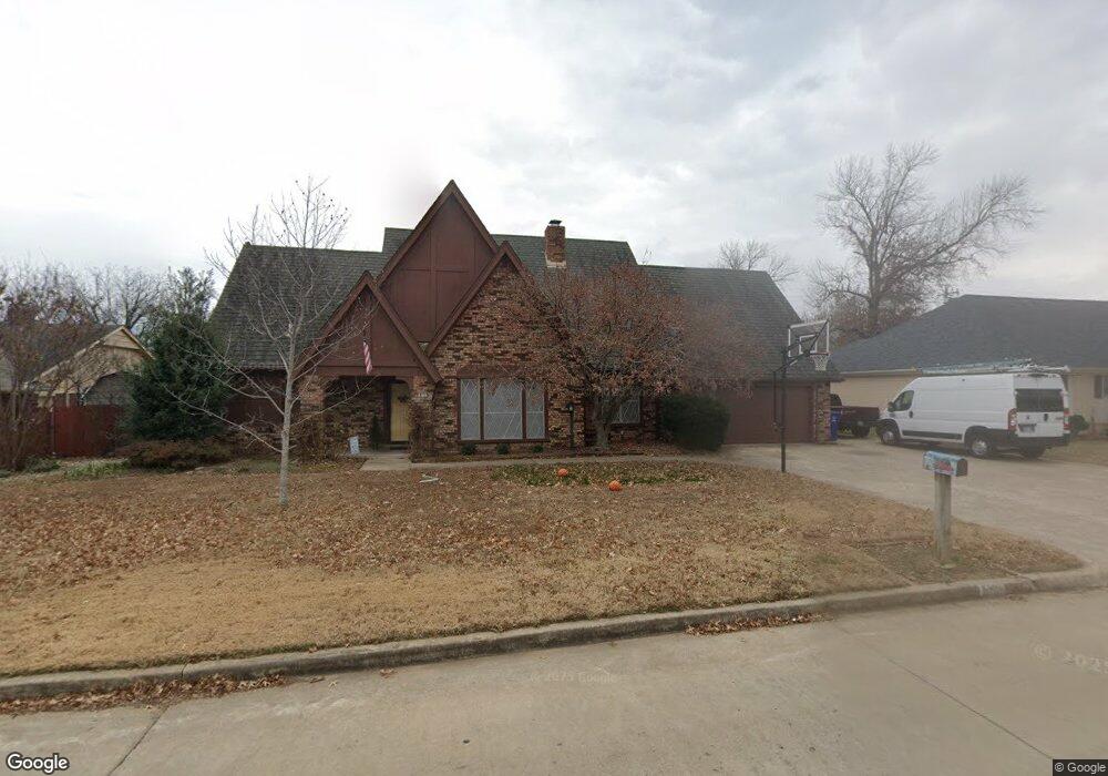 813 W Utica St, Broken Arrow, OK 74011 - photo 1
