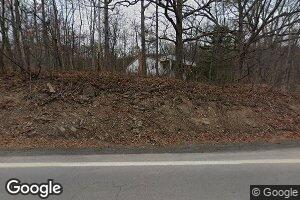 20 Falconwood Rd, Paw Paw, WV 25434