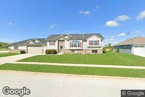 645 Silver Fox Dr N, Kewaskum, WI 53040