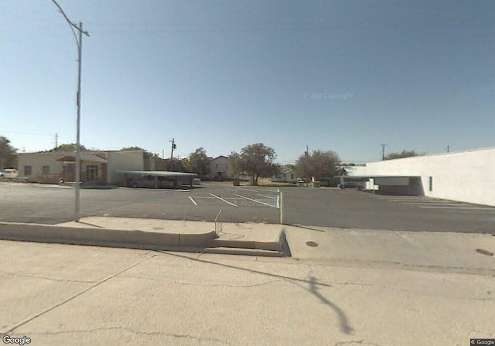 904 S Main St, Big Spring, TX 79720 - photo 1