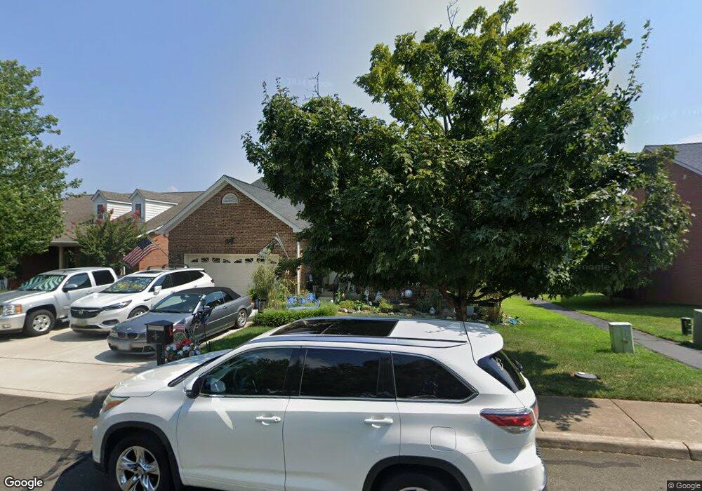 110 N View Cir, Warrenton, VA 20186 - photo 1