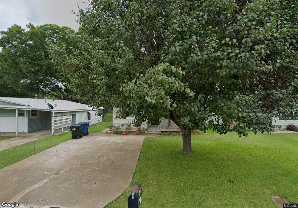 1010 Dubois St, Denison, TX 75020 - photo 1