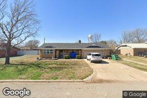 1106 Holly St, Walters, OK 73572