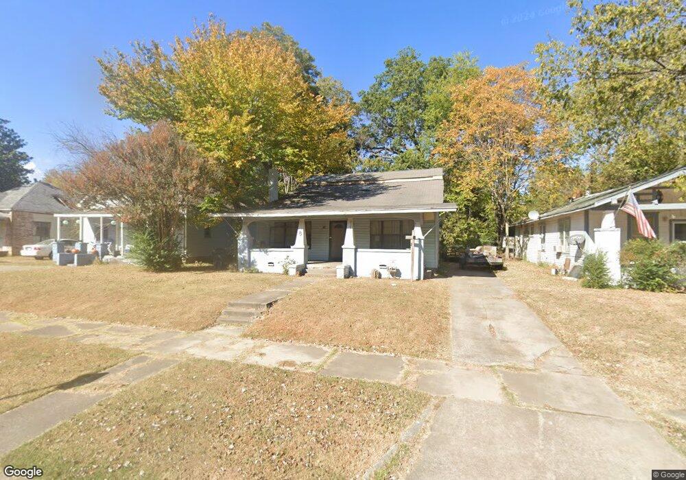 2126 Columbus St, Muskogee, OK 74401 - photo 1