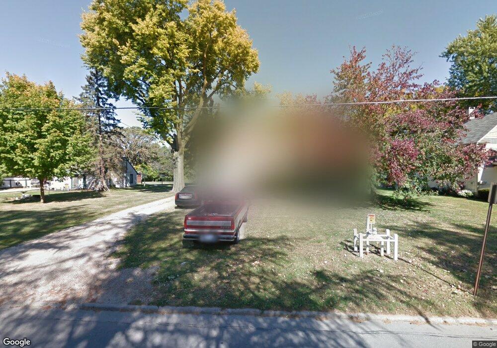 1130 N 4th Ave W, Newton, IA 50208 - photo 1