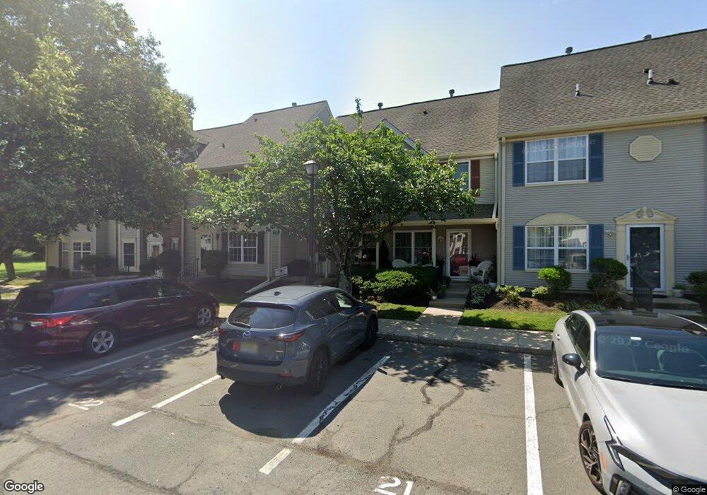 37 Colleen Ct unit 37, Kendall Park, NJ 08824 - photo 1