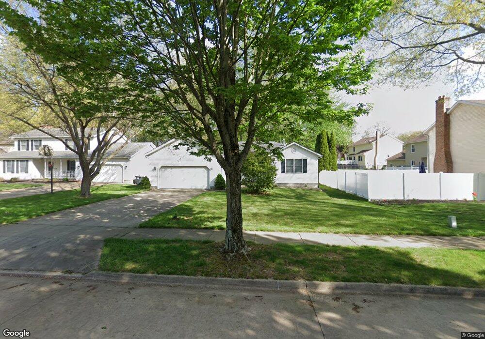 2218 Yerrick Cir, Akron, OH 44312 - photo 1