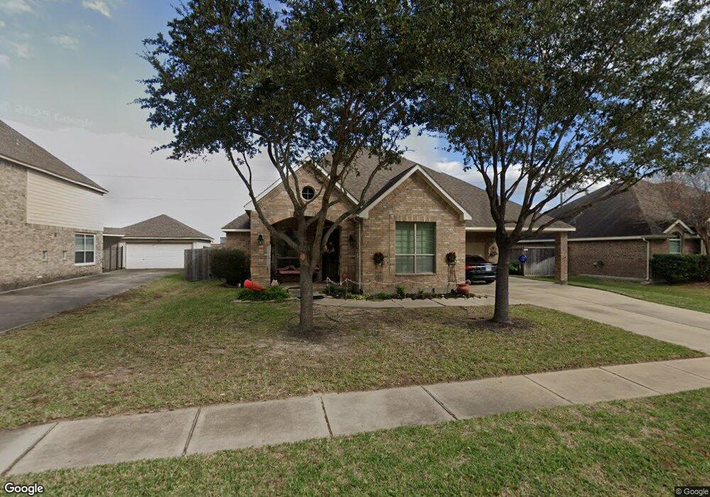 15918 Maplewick Dr, Tomball, TX 77377 - photo 1