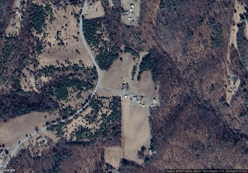 14233 Gremlin Ln, Hancock, MD 21750 - photo 1