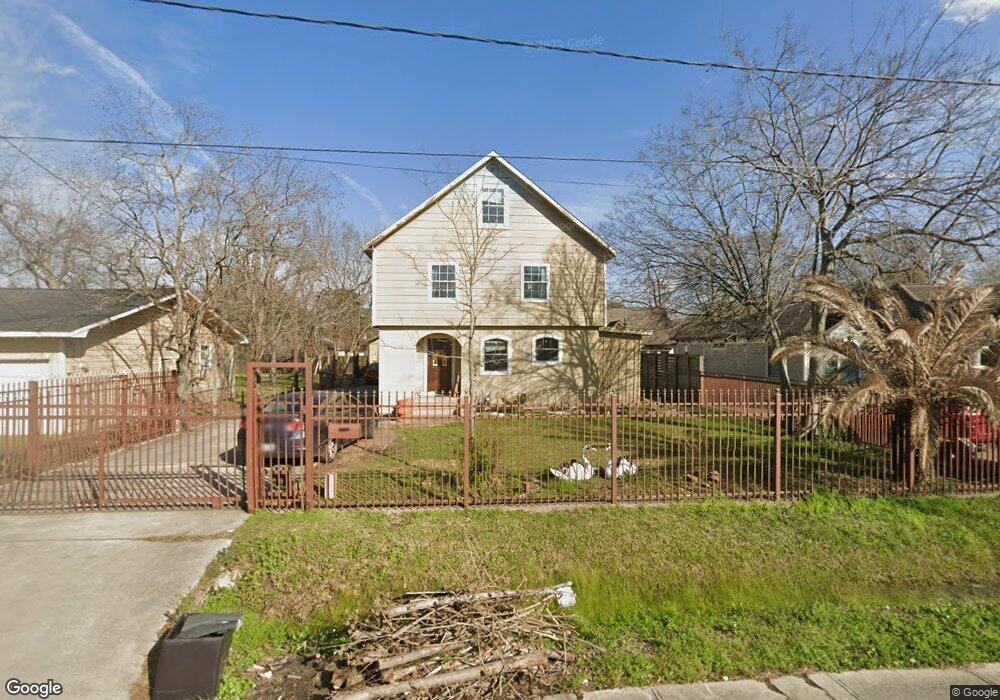 10120 Mcgallion Rd, Houston, TX 77076 - photo 1