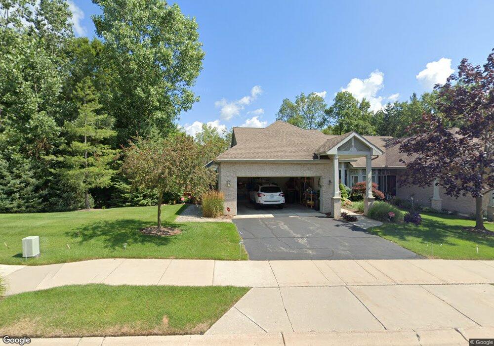 2129 Lamberton Creek Ln NE, Grand Rapids, MI 49505 - photo 1