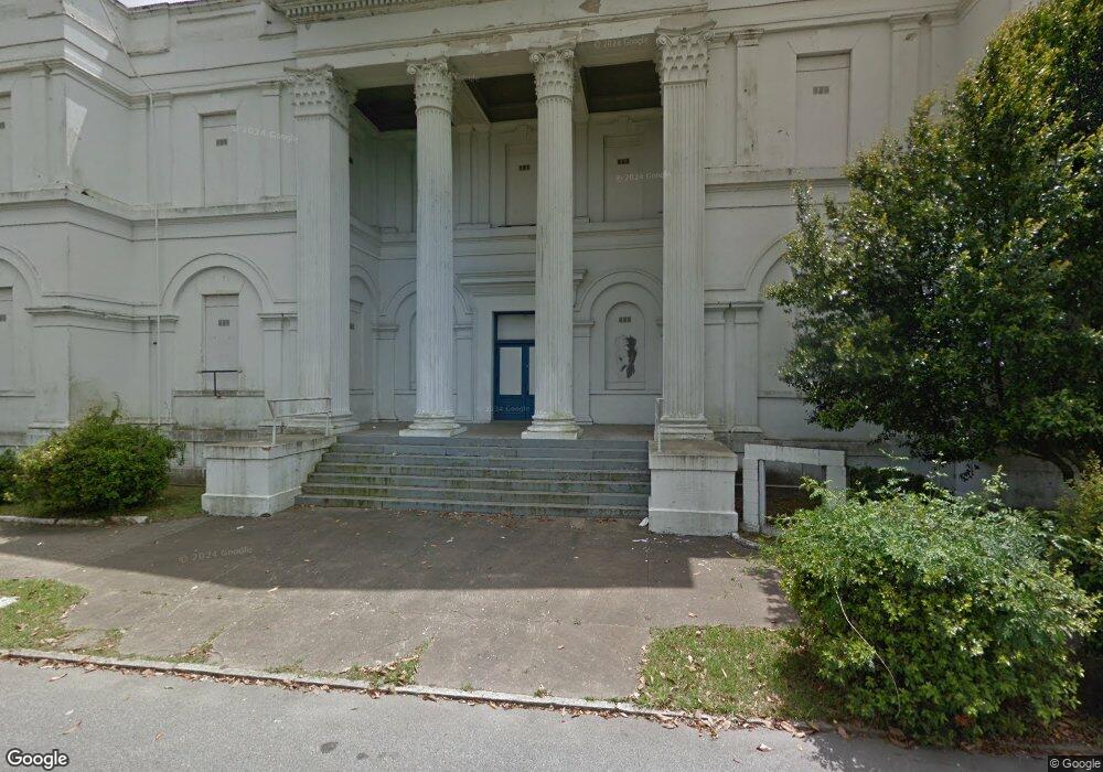 315 W 38th St, Savannah, GA 31401 - photo 1