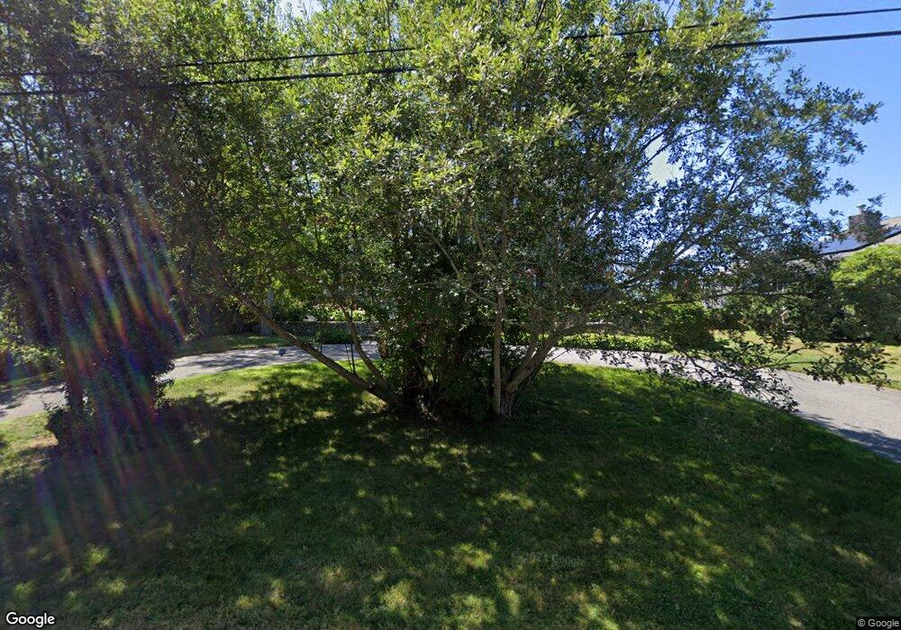 16 Spencer Baird Rd, Falmouth, MA 2543 - photo 1