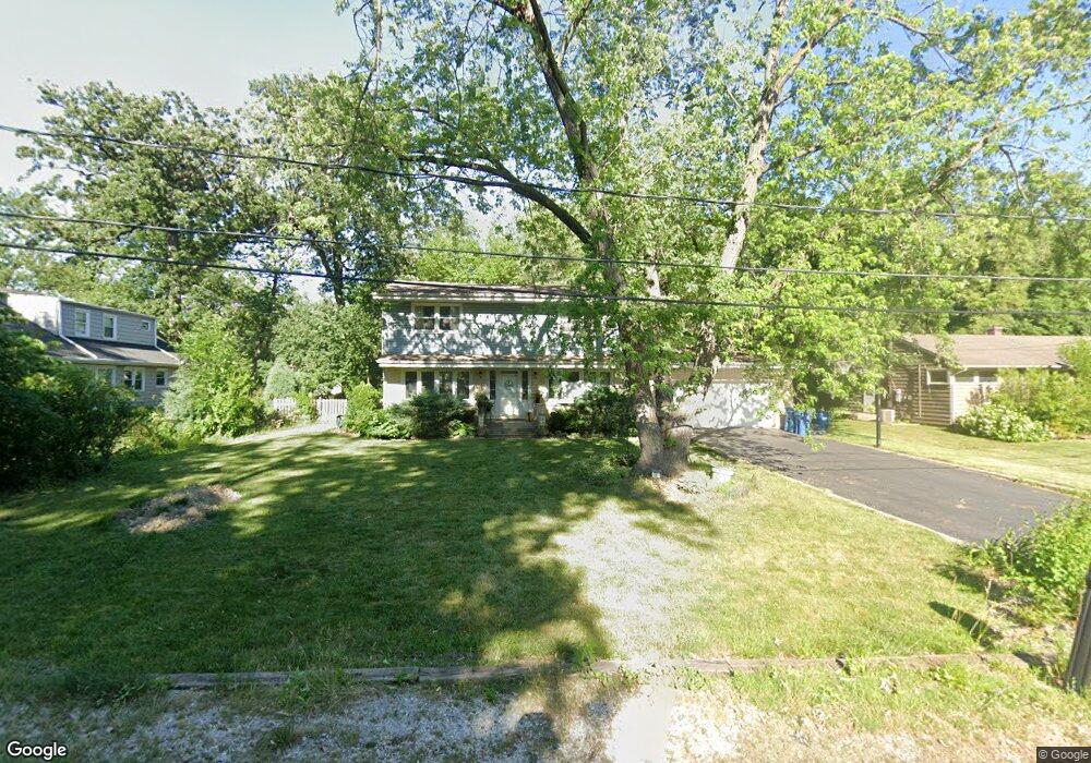 375 N Shady Ln, Elmhurst, IL 60126 - photo 1