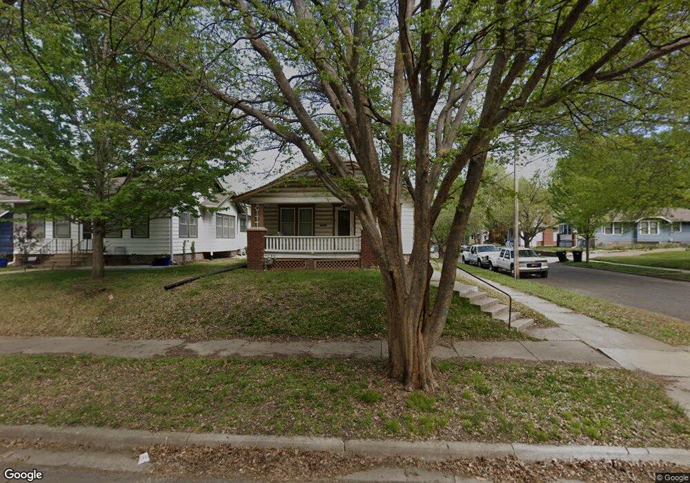 238 SW Courtland Ave, Topeka, KS 66606 - photo 1