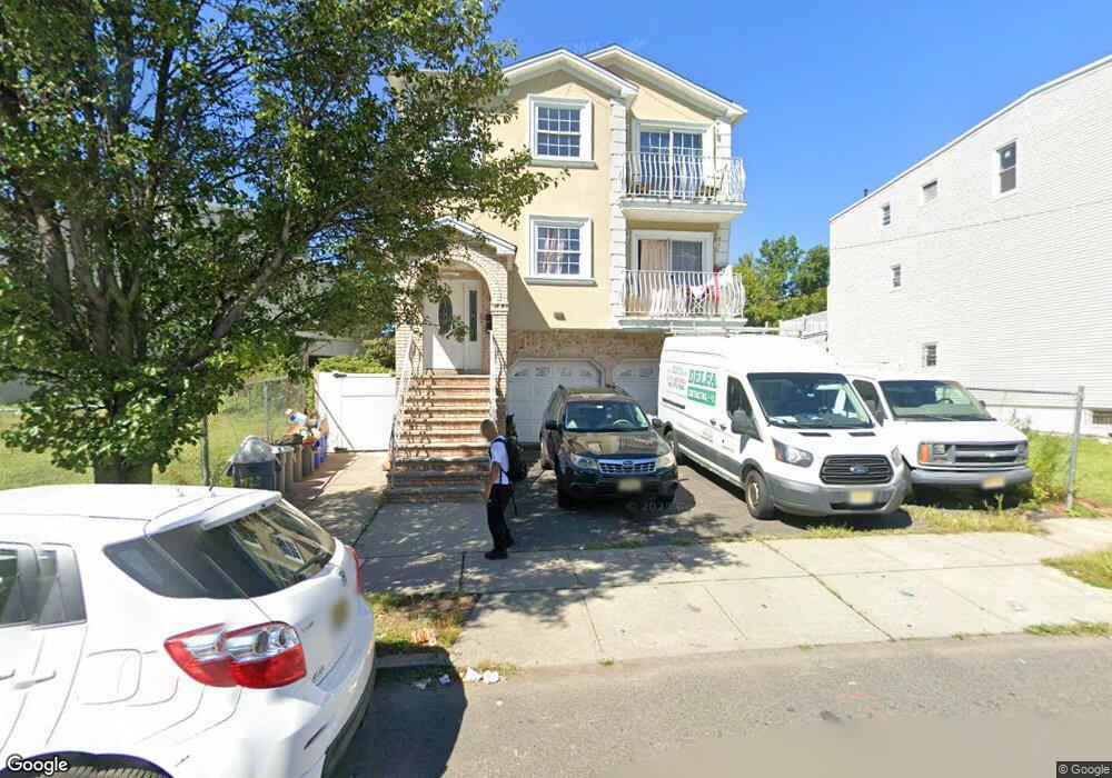 1119 E Grand St, Elizabeth, NJ 07201 - photo 1