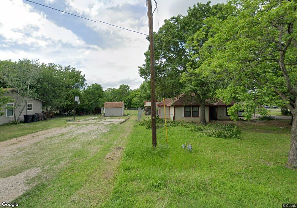 104 Hart Dr, Ennis, TX 75119 - photo 1