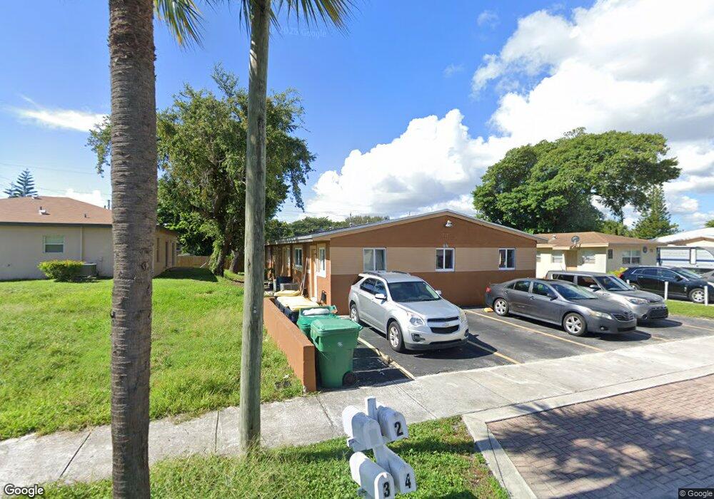 707 SW 9th St, Dania, FL 33004 - photo 1