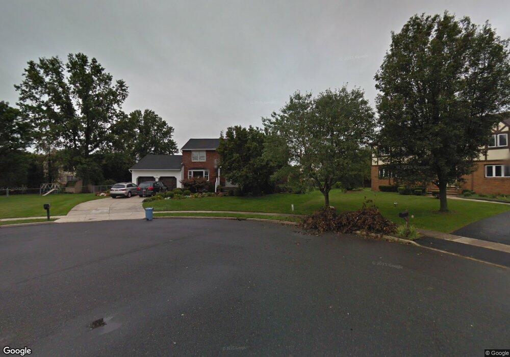 5 Joshua Ct, Kendall Park, NJ 08824 - photo 1