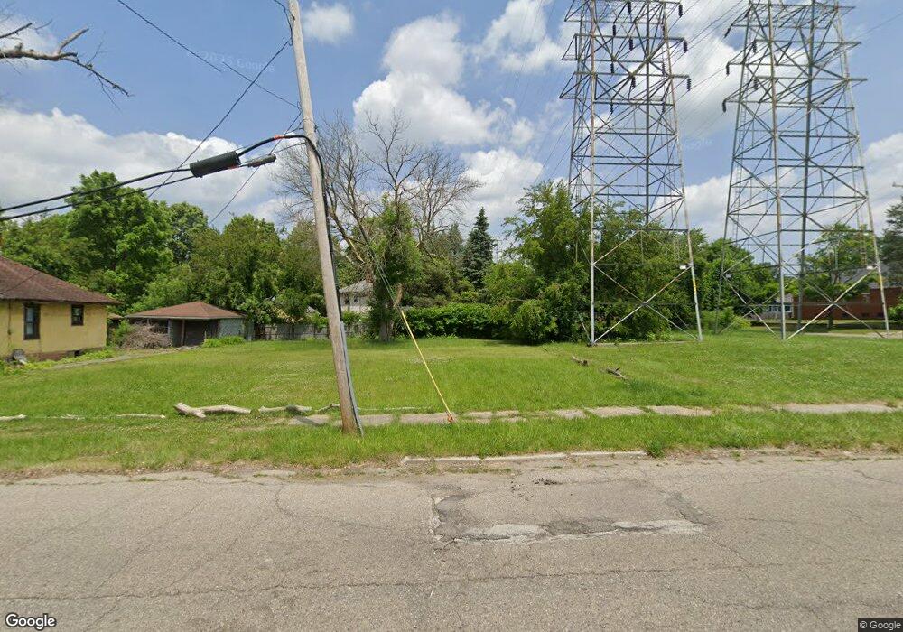 1545 Leith St, Flint, MI 48506 - photo 1