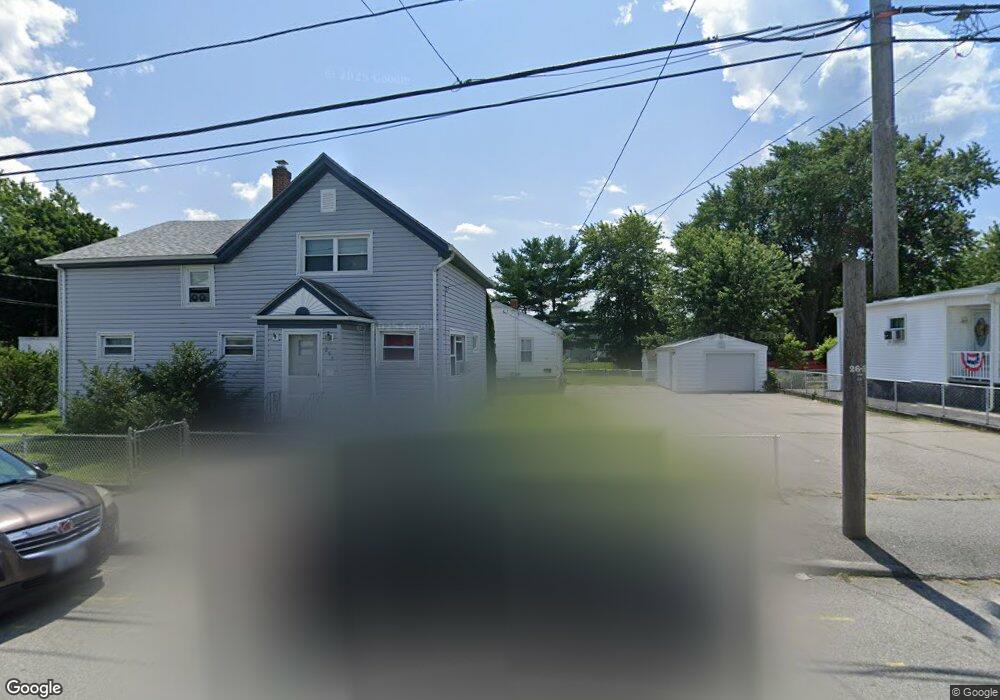 301 Canonicus St, Tiverton, RI 02878 - photo 1