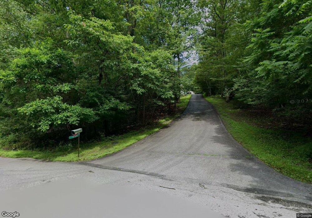 131 Arlene Dr, Effort, PA 18330 - photo 1