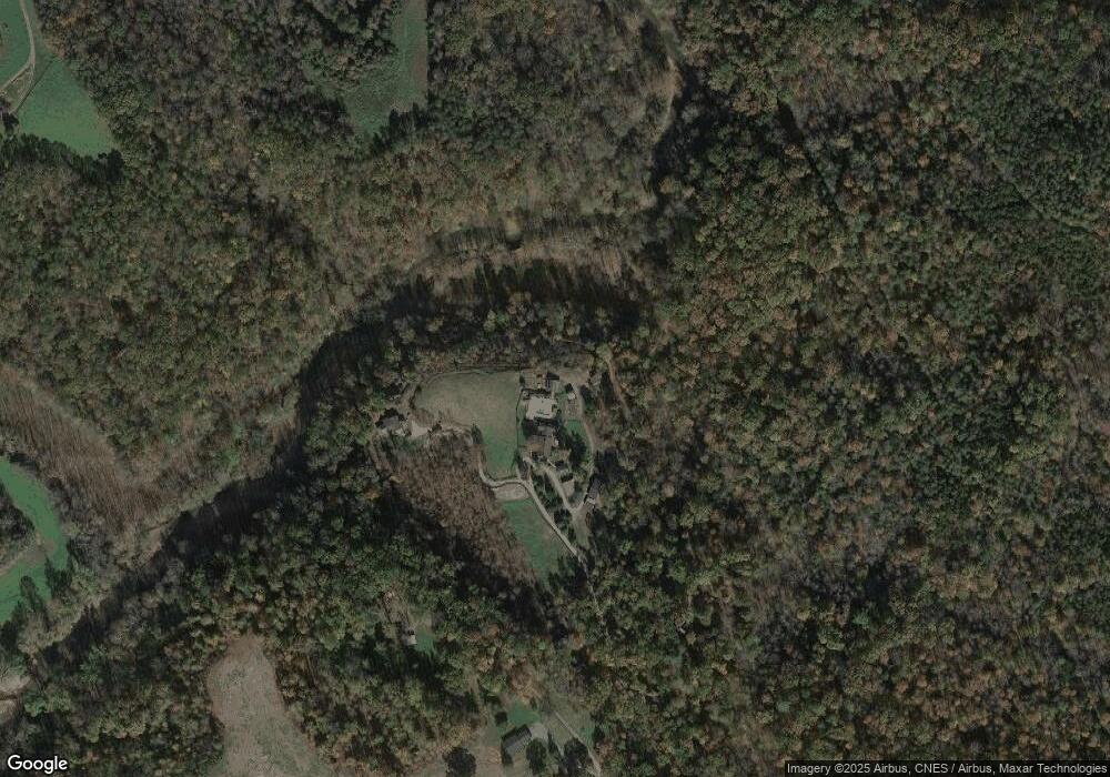 1843 Ivywest Ln, Charlottesville, VA 22901 - photo 1