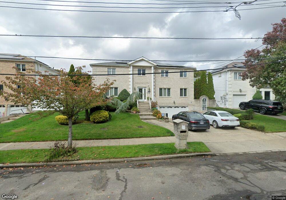 125 Camden Ave, Staten Island, NY 10309 - photo 1