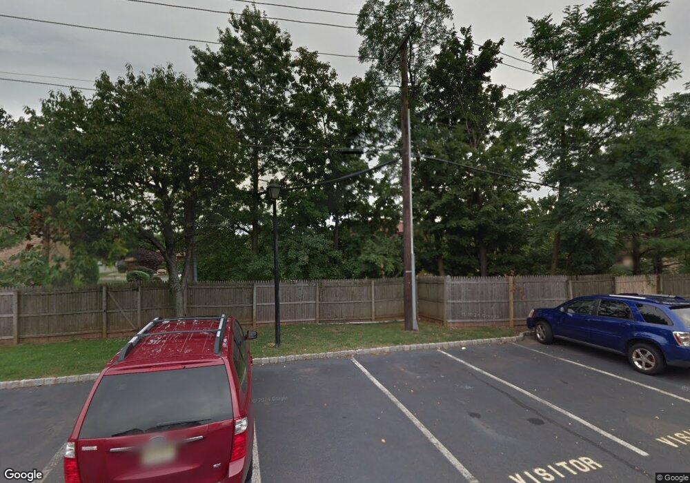 28 Powderhorn Ct unit a, Woodbridge, NJ 07095 - photo 1