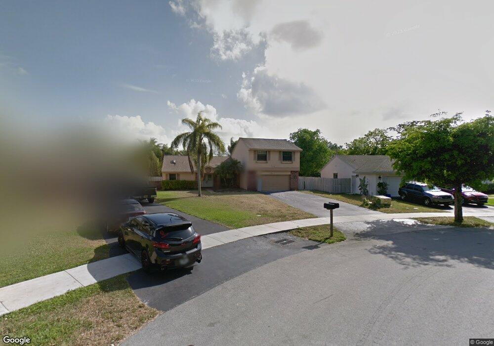 14440 Greenbriar Place, Davie, FL 33325 - photo 1